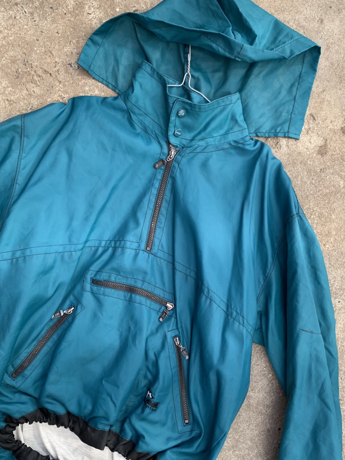 Campera vintage AVÍA MOUNTAIN.